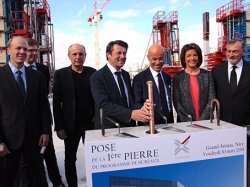 Pose de la première pierre de Connexio premier immeuble du Grand Arénas qui permettra à la Métropole de réaliser d'importantes économies 