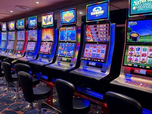 Casinos : pourquoi la Côte d'Azur reste une terre de jeu