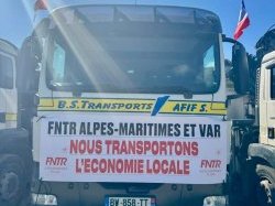 Carburant : les transporteurs routiers dénoncent les retards des aides et l'absence de nouveau dispositif