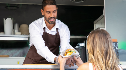 Appel à candidatures : Carros recherche deux Food-Trucks pour la période d'octobre à décembre 2025