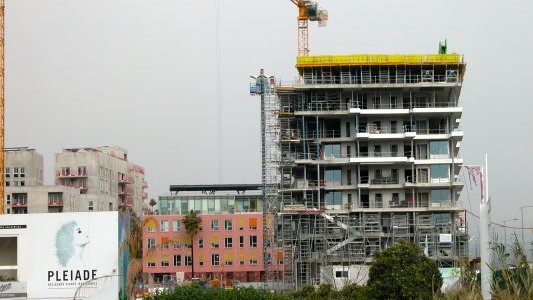 Immobilier : le neuf atteint le record du nombre de ventes et de.. prix au mètre carré
