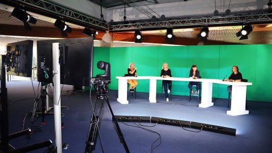 Le Grimaldi Forum Monaco se dote d'un studio TV & webinaire hybride
