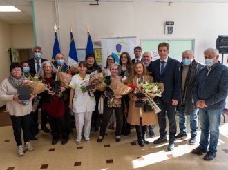 Centre Hospitalier de Puget-Théniers : Pose de la plaque de certification par la Haute Autorité de Santé 