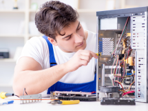 Repair café : dans les Alpes-Maritimes, le réflexe « réparer » gagne du terrain