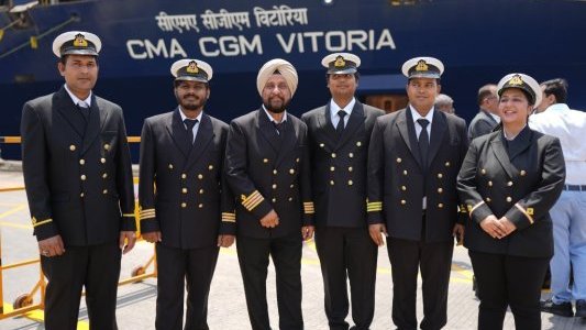 Le Groupe CMA CGM signe une lettre d'intention pour six nouveaux porte-conteneurs de 1 700 EVP dual-fuel au GNL