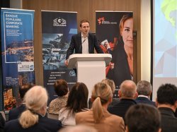 Jean-Christophe Caffet analyse les fragiles équilibres de l'économie mondiale devant les adhérents du MEB