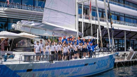 Malizia Explorer, nouveau voilier de recherche scientifique, baptisé au Yacht club de Monaco
