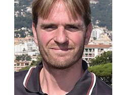 La médaille du CNRS à Julien Colombani (IB-Valrose)