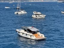 Le droit en vacances : Vous louez un bateau pour la journée : avez-vous le droit de…