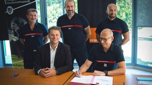  Alpes-Maritimes : Orange renouvelle son soutien aux sapeurs-pompiers volontaires
