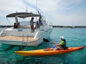 Méditerranée : Les ambassadeurs Écogestes et Inf'eau Mer en campagne pour sensibiliser les vacanciers