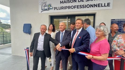 À Bormes-les-Mimosas, la Région Sud lutte contre les déserts médicaux