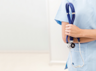 Marseille : Le tribunal administratif reconnaît le lien entre travail de nuit et cancer du sein d'une infirmière