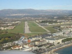 Aéroport Cannes-Mandelieu : Le Gouvernement abandonne la trajectoire Nord-Ouest, "une victoire pour le Pays de Grasse et ses habitants"