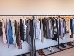 L'Université Côte d'Azur a inauguré un dressing solidaire pour les étudiants 