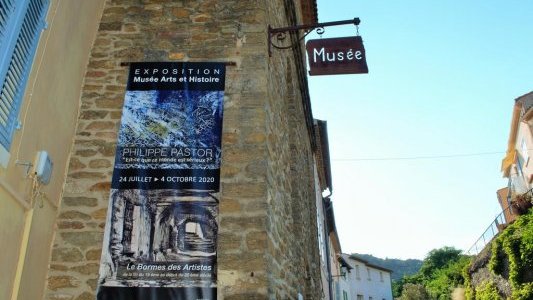 A Bormes-les-Mimosas, les interrogations artistiques de Philippe Pastor