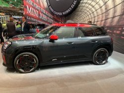 Mondial de Paris 2024 – Mini Aceman : l'élégance rétro-futuriste au cœur du design
