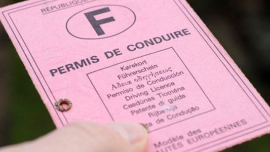 Permis de conduire et cartes grises nouvelle organisation de l' accueil des usagers dans les AM