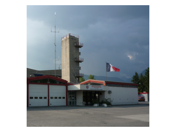 ROQUEFORT LES PINS : (…)