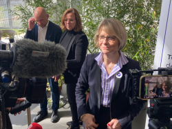 Tour de France de la simplification : Une ministre à l'écoute du terrain à Mougins