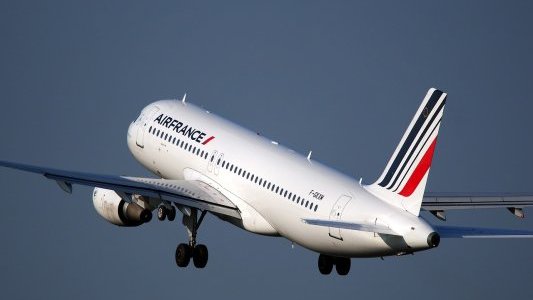  Air France reprend ses vols entre Nice et Paris-Orly