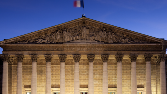 Législatives : déroute « présidentielle » aussi dans les A-M