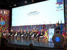 Bye bye huissiers de justice et commissaires-priseurs : l'unique dénomination "commissaires de justice" entre en vigueur au 1er juillet 
