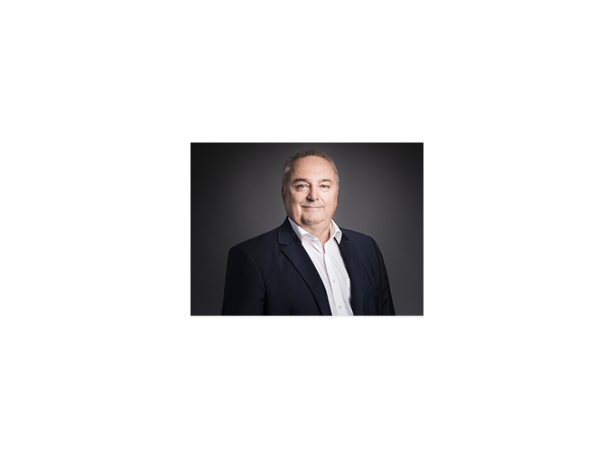 Jean-Pierre Savarino (…)