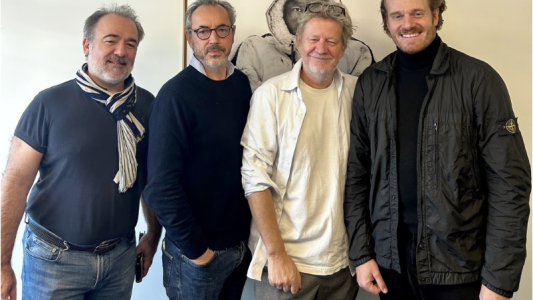 Société.com renforce son leadership avec l'acquisition de Reverse Vision