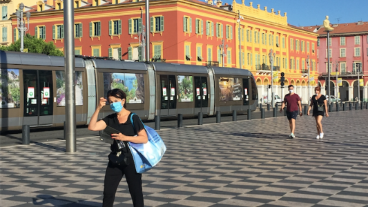 Le préfet impose le masque à l'extérieur. Et pas seulement à Nice