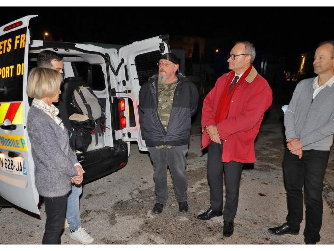 Le préfet du Var au (…)