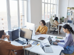 Le développement informatique dope l'emploi cadre en PACA