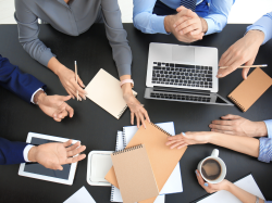 Auto-entrepreneuriat : Le travail collaboratif en éco-système séduit les dirigeants