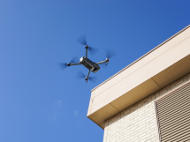 Surveillance par drones durant les trois journées de rentrée organisée par un parti politique à Bordeaux : la justice a suspendu l'arrêté préfectoral