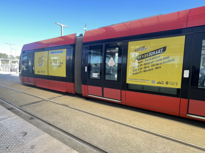 Lignes d'Azur : Les (…)