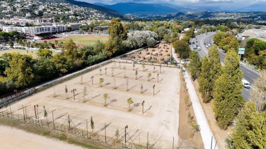 Sur les berges de la Siagne, Mandelieu cultive nature, mobilité douce et convivialité