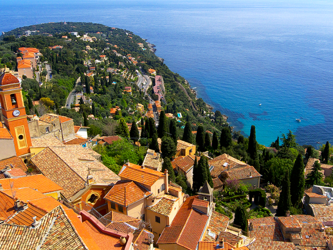 Logement : roquebrune-cap