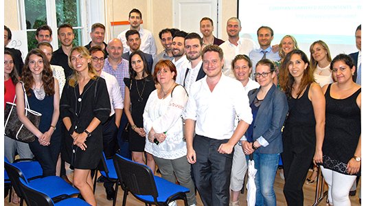 Jeunes experts-comptables : français et italiens "mano nella mano"