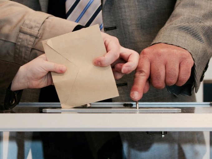 Élection des membres (…)