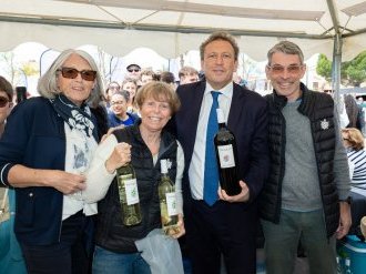 À La Londe-les-Maures, plusieurs milliers de visiteurs célèbrent les vins !