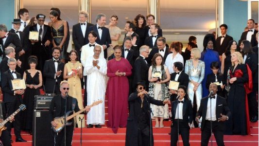 Cannes sur les plates-bandes d'Avignon….