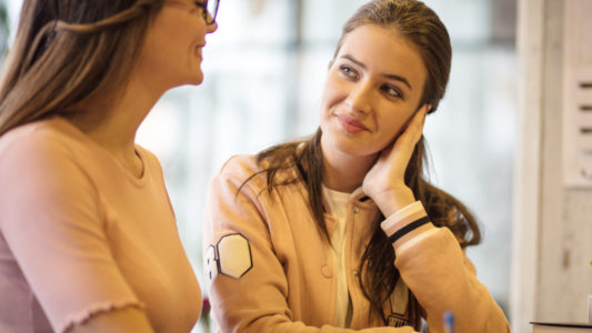 Parrainage : un levier efficace pour l'insertion des jeunes diplômés 