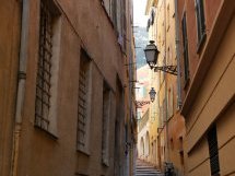 Dossier Habitat dégradé - « Une zone test » dans le Vieux-Nice en cours d'élaboration pour le diagnostic immobilier structurel