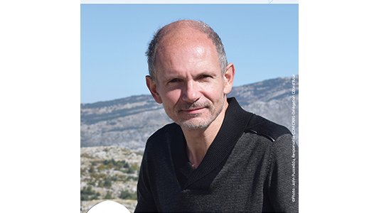 Étienne Samain, ingénieur azuréen du laboratoire Géoazur (CNRS-IRD-OCA-UNS) récipiendaire de la médaille de cristal du CNRS
