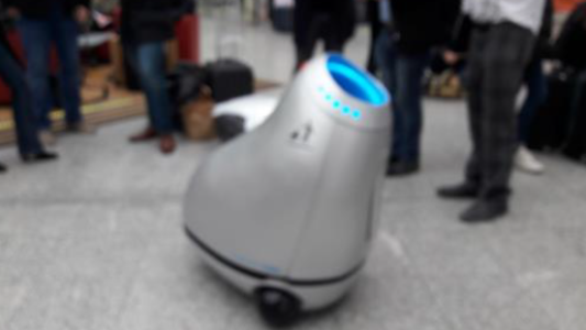 B.A.R.Y.L, le robot poubelle mobile de Sncf fait étape en gare de Nice