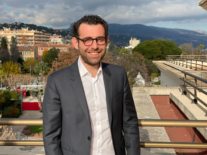Thomas Berettoni : Au (…)