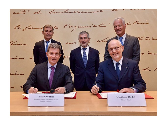 Signature entre la France