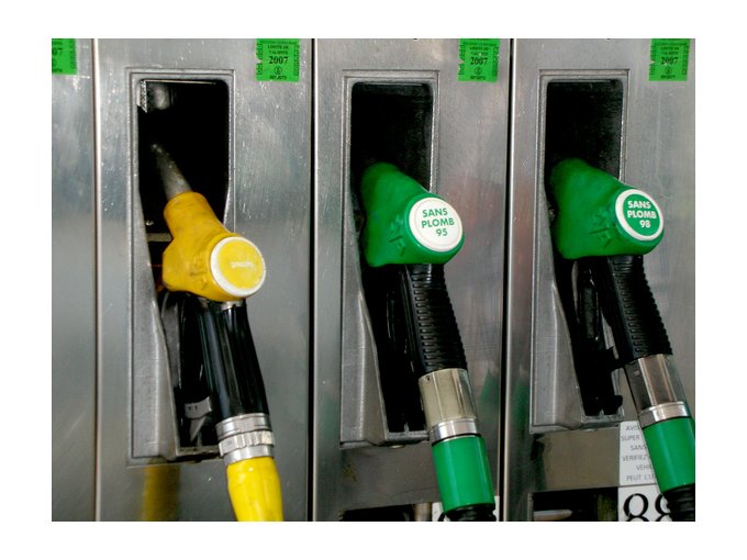 Stations-service : « (…)