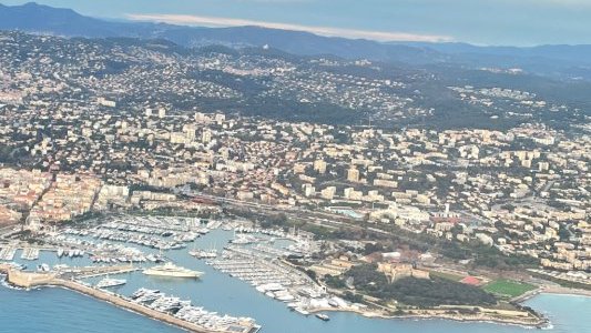 Antibes : la Chambre régionale des comptes pointe des fragilités financières persistantes