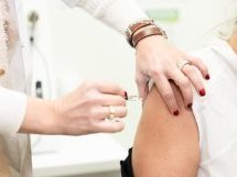 "Contre la grippe, il faut se faire vacciner le plus tôt possible" prévient Guillaume Mouchotte